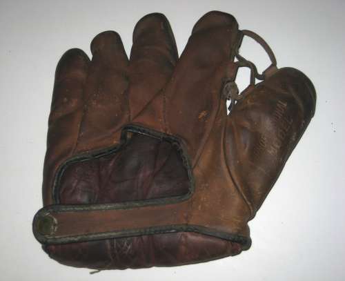 Goldsmith 22 Chevrolet Junior League Back