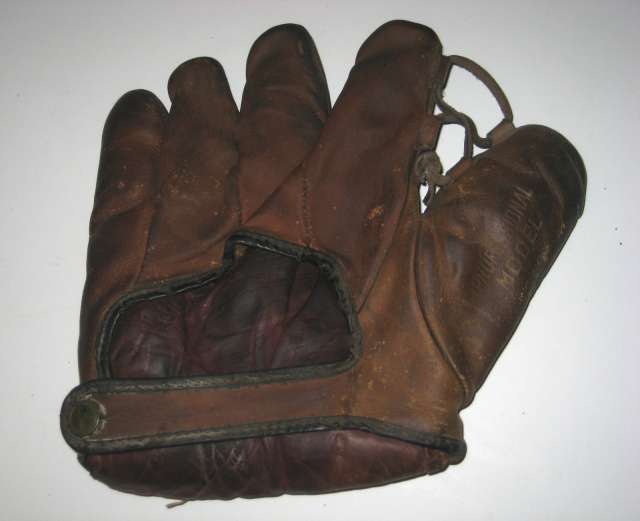 Goldsmith 22 Chevrolet Junior League Back