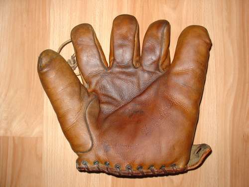 Harland Clift Goldsmith LR Front