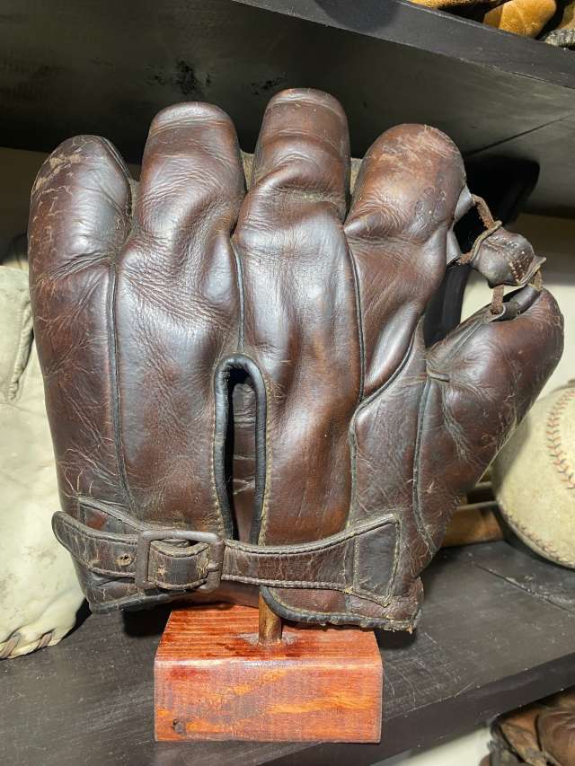 Heinie Groh Goldsmith BL Back