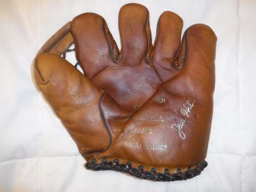 Jess Hill Goldsmith JG25 Front