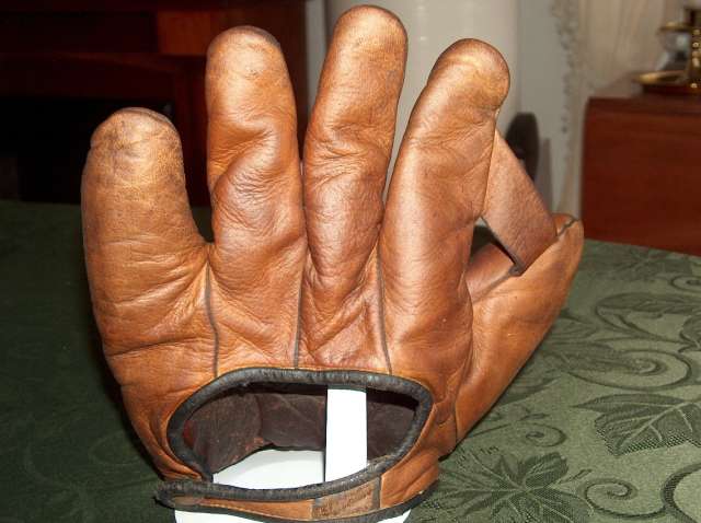 Pat Duncan Goldsmith 1 Inch Web Back