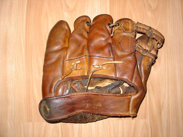 Roy Hughes Goldsmith VM Back