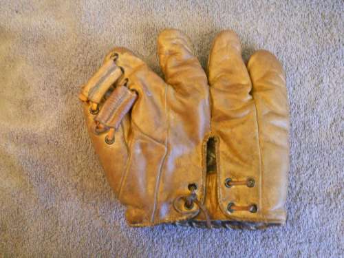 Sam Byrd Goldsmith AG12 Back