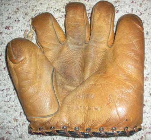 Si Johnson Goldsmith AG10 Front