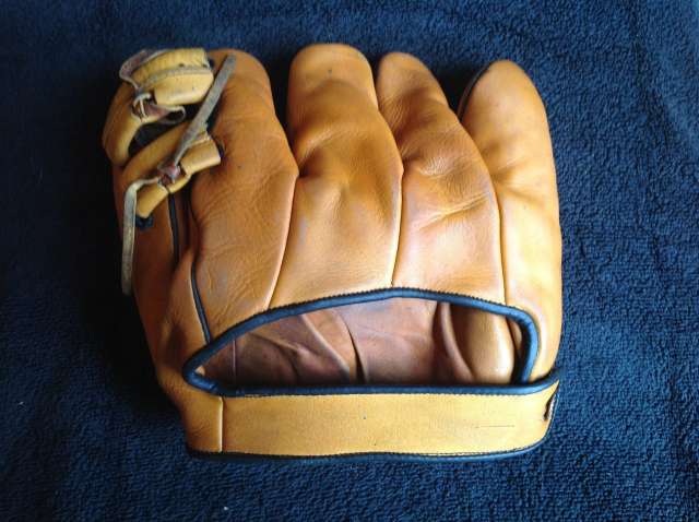 William Urbanski Goldsmith KS Back