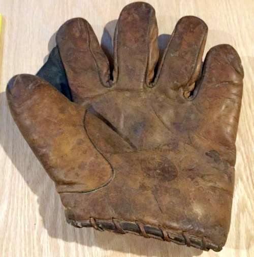 J. Hans Wagner Goldsmith KB Front