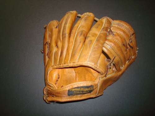 Bob Friend Honus Wagner Sporting Goods R00 Back