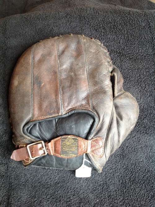 Horace Partridge 1 Inch Web Basemitt Back