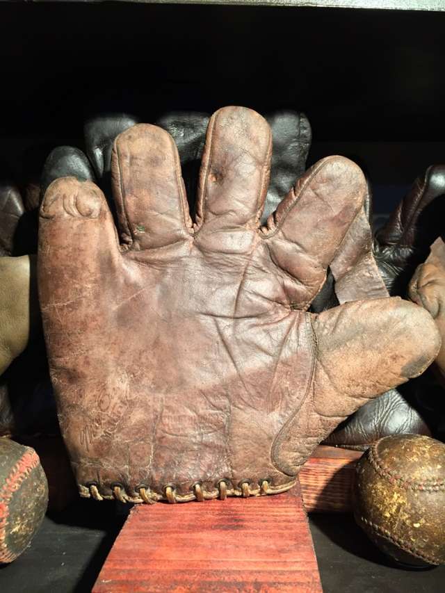 Max Carey Horace Partridge 1 Inch Web Lefty Front