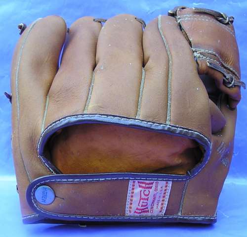 Bob Avilla Hutch 100 Back