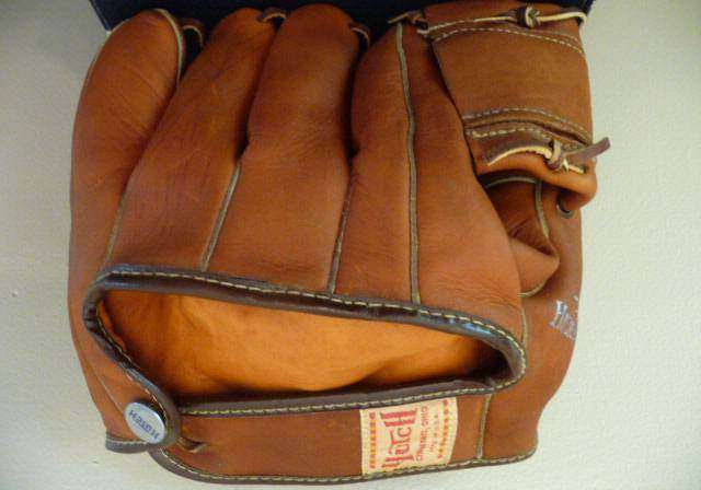 Bob Avilla Hutch 100 Back