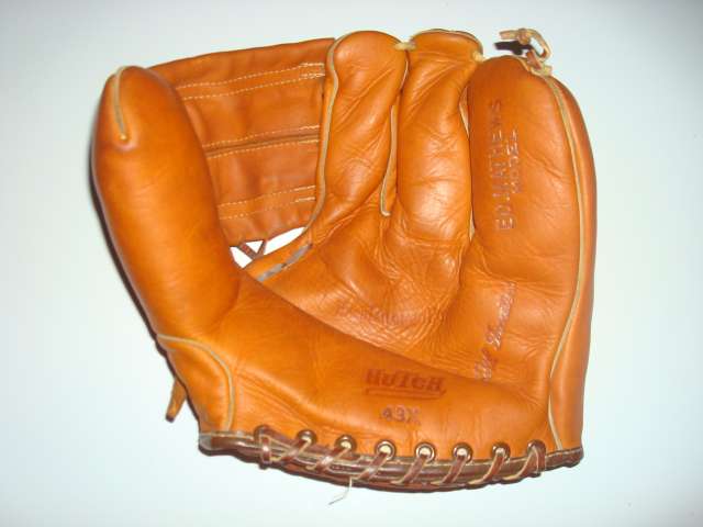 Ed Mathews Hutch 43X Front