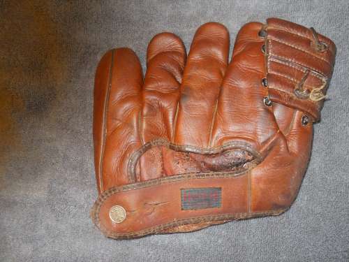 Emil Verban Hutch 36 Back