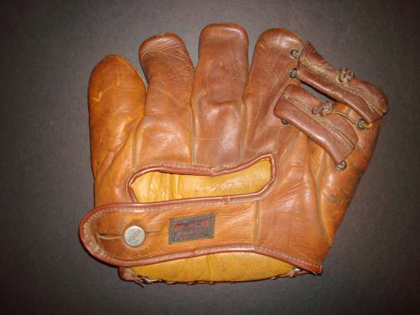 Vintage hutch baseball glove Clearance