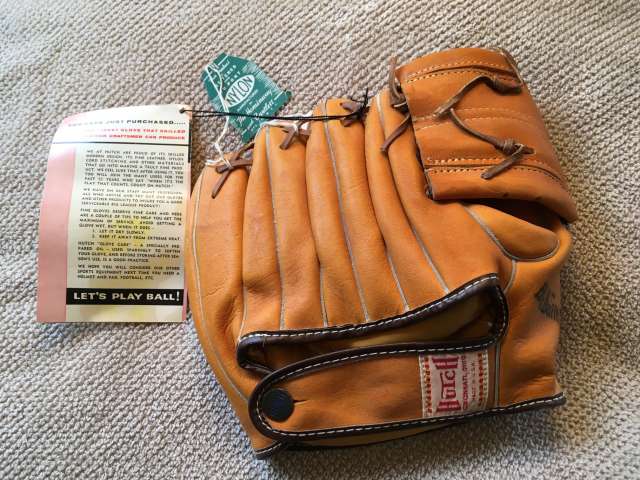 Hutch 36SB Softball Back