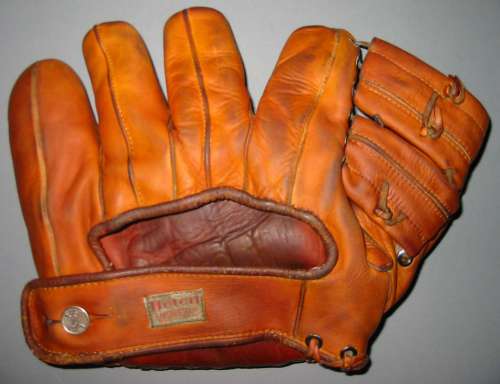 Ival Goodman Hutch 52 Back