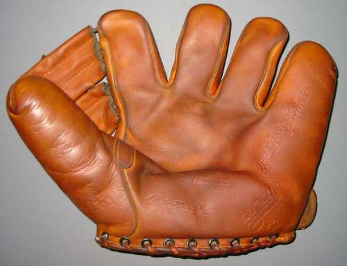 Ival Goodman Hutch 52 Front