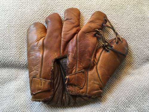 Jake Mooty Hutch 34 Back