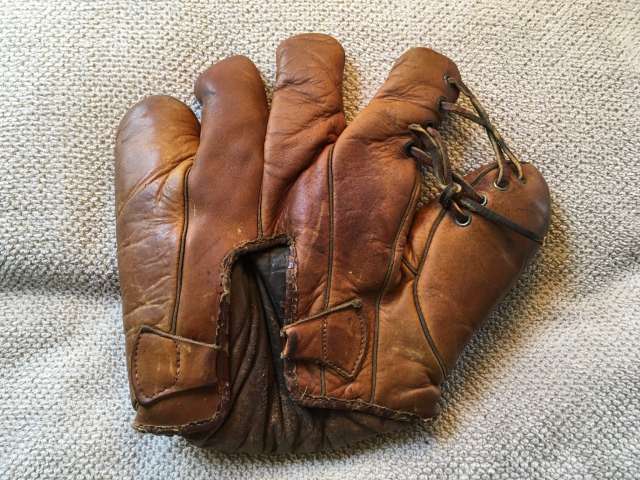 Jake Mooty Hutch 34 Back