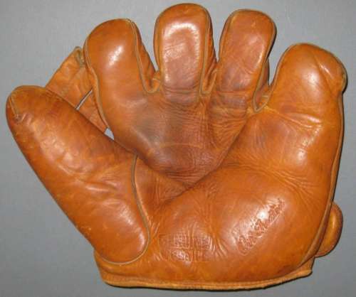 Pep Young Hutch 42 Front