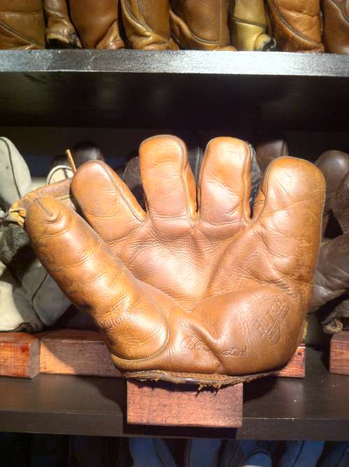 Pep Young Hutch 42 Front