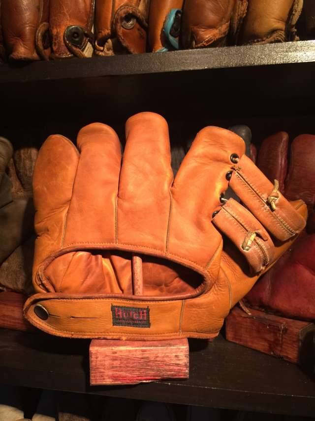 Pep Young Hutch 47 Back