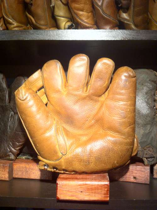 Ted Williams Hutch 52 Front