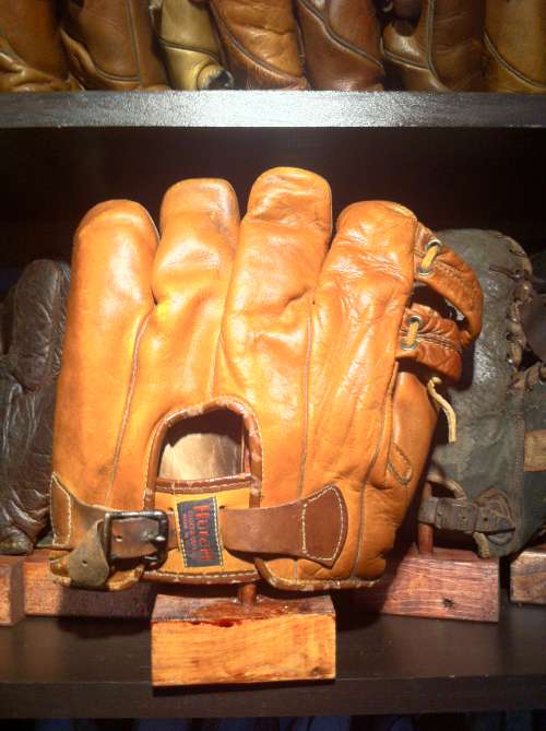 Vince DiMaggio Hutch 40 Back