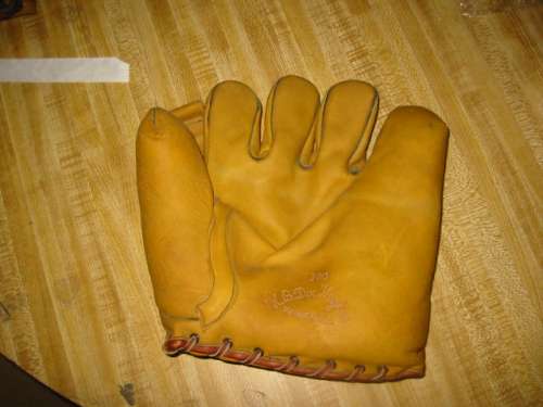 H.B. Doc Hughes Hercules 100 Glove Front - Mexico