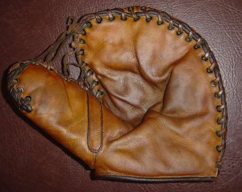 Nutting and Young Basemitt Front - Australia