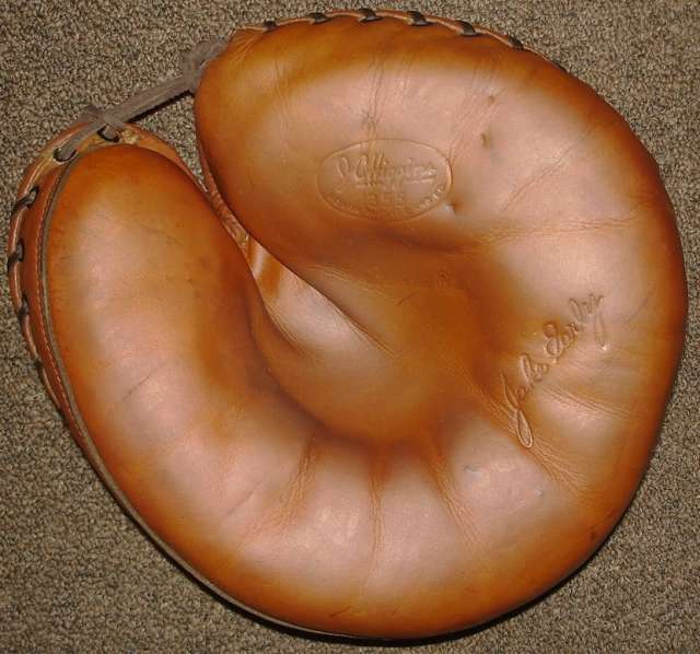 Jake Early JC Higgins 1652 Catchers Mitt Front