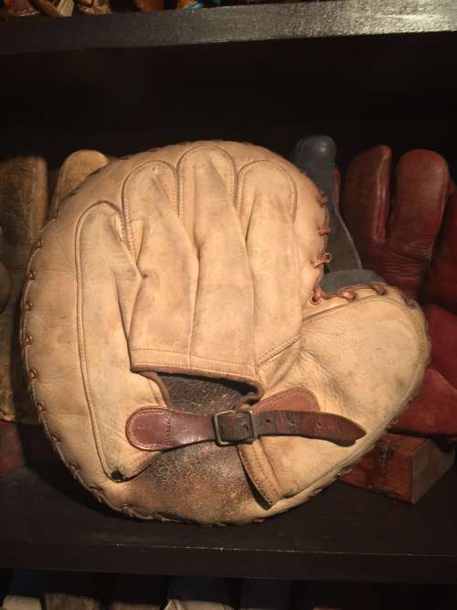 JC Higgins Catchers Mitt White Back