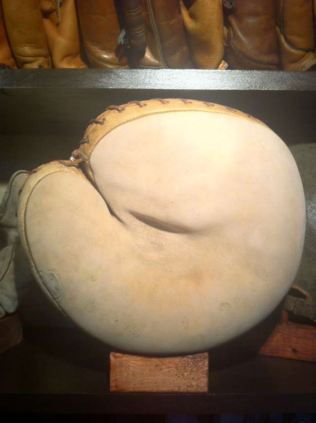 JC Higgins White Catchers Mitt Front