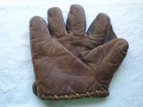 JC Higgins Brown Lefty Full Web Front