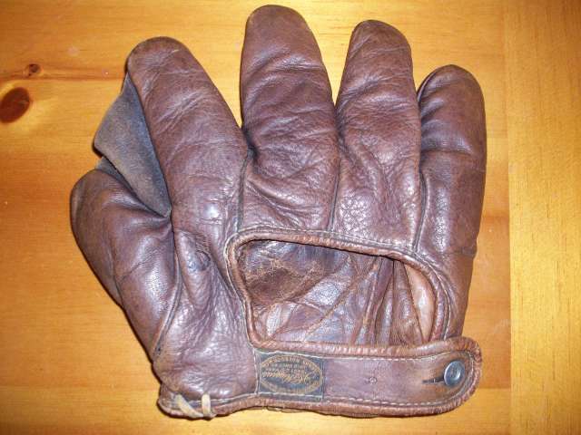 JC Higgins Full Web Lefty Back