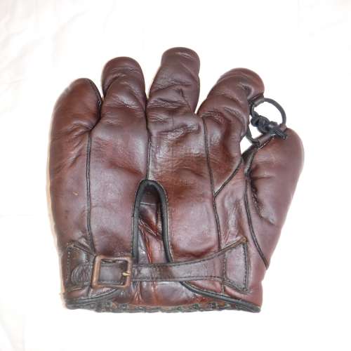 Kiki Cuyler JC Higgins 1666 Back