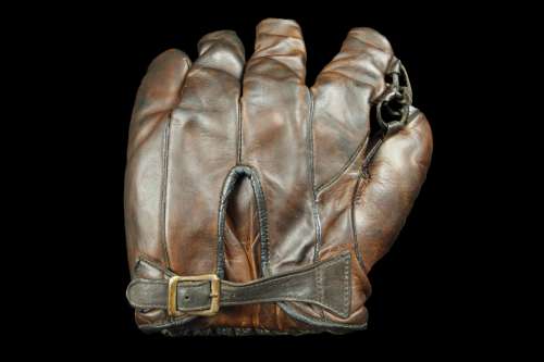 Kiki Cuyler JC Higgins 1666 Back