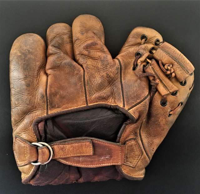 Mel Ott JC Higgins Back
