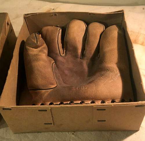 Travis Jackson JC Higgins 1697 Front