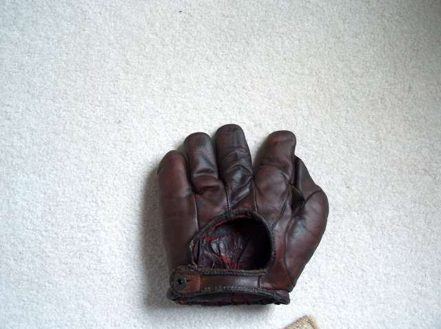 Virgil Barnes JC Higgins 1664 Back