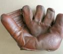 View the image: Joe DiMaggio Spalding 133 Front
