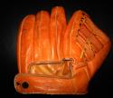 View the image: Joe DiMaggio Spalding 133 4 Back