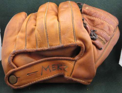 Joe DiMaggio Spalding 133 Back