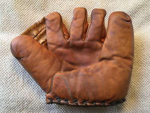 Joe DiMaggio Spalding 133 Front
