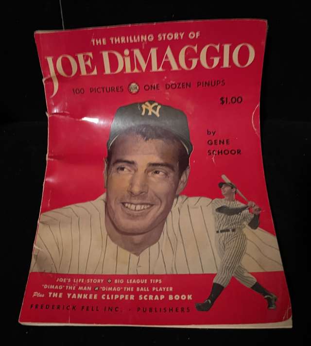 Joe DiMaggio Spalding 196 Booklet Front