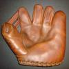 Joe DiMaggio Gloves