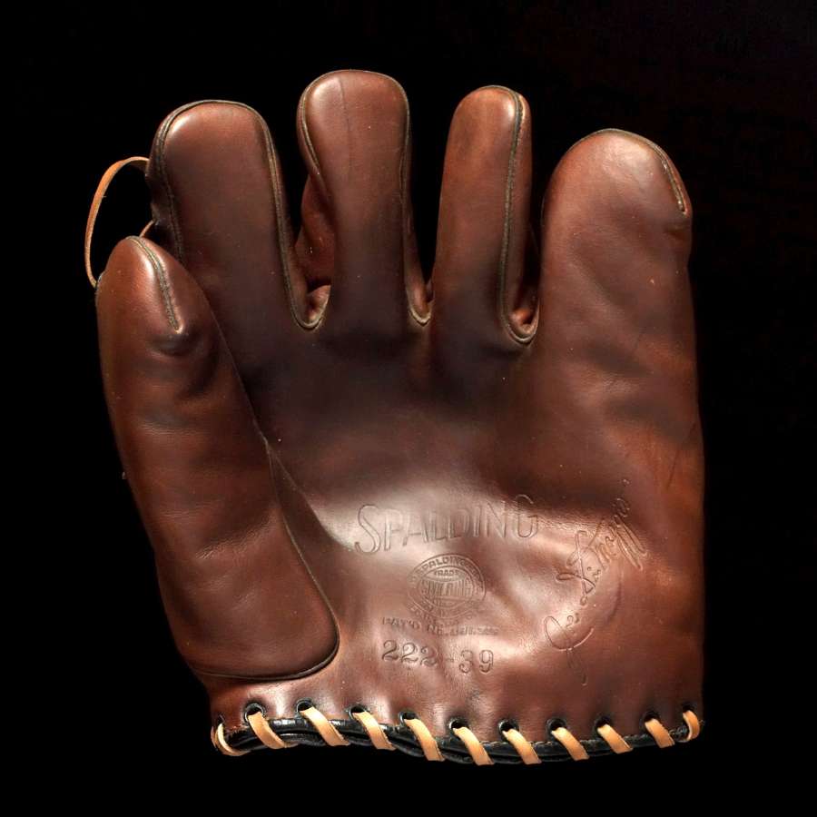 Joe DiMaggio Spalding 22239 Front Joe DiMaggio Gloves Baseball