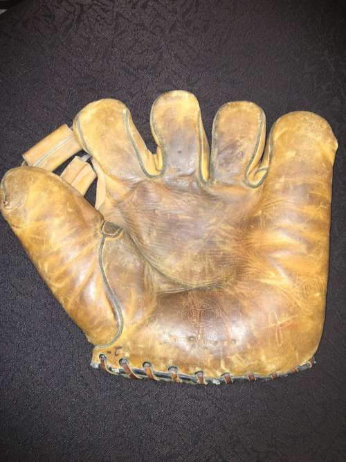 Joe DiMaggio Spalding 231 Front
