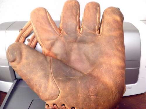 Joe DiMaggio Spalding With Tag Front